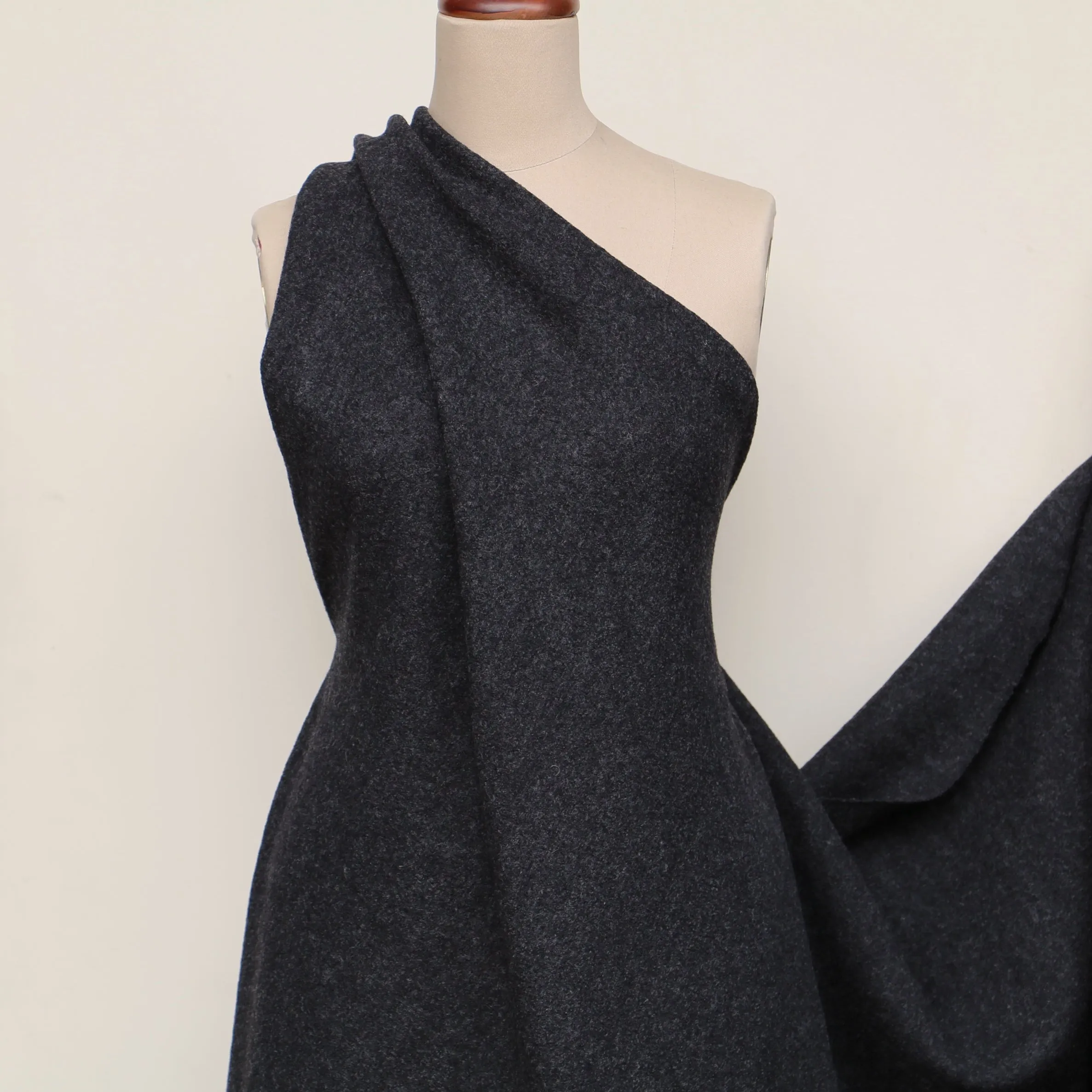 Fumo Dark Melange - Boiled Wool